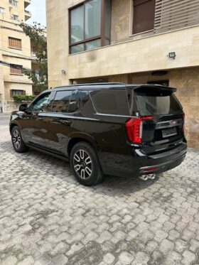 GMC YUKON AT4 6.2L 2022 BLACK ON BLACK