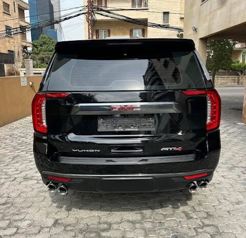 GMC YUKON AT4 6.2L 2022 BLACK ON BLACK full