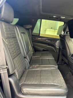 CADILLAC ESCALADE PLATINUM 2022 BLACK ON BLACK full