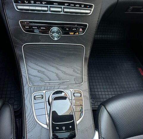 MERCEDES C300 AMG-LINE 4MATIC 2015 WHITE ON BLACK full