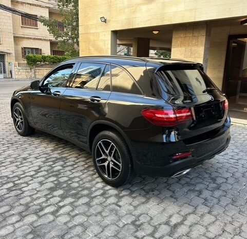 MERCEDES GLC300 4MATIC AMG-LINE 2017 BLACK ON BLACK full