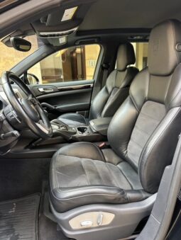 PORSCHE CAYENNE PLATINUM EDITION 2017 BLACK ON BLACK full
