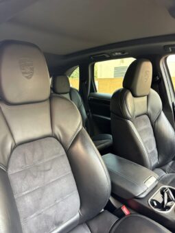 PORSCHE CAYENNE PLATINUM EDITION 2017 BLACK ON BLACK full