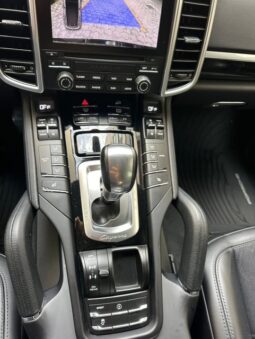 PORSCHE CAYENNE PLATINUM EDITION 2017 BLACK ON BLACK full