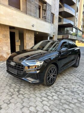 AUDI Q8 S-LINE QUATTRO 2019 BLACK ON BASKET