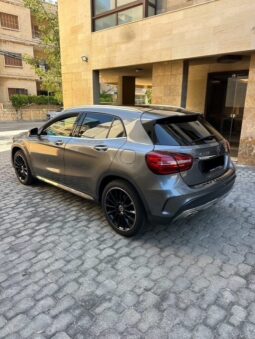 MERCEDES GLA 250 AMG-LINE 4MATIC 2018 GRAY ON BLACK full