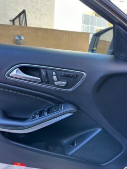 MERCEDES GLA 250 AMG-LINE 4MATIC 2018 GRAY ON BLACK full