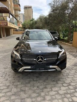 MERCEDES GLC 300 4MATIC 2017 BLACK ON BLACK