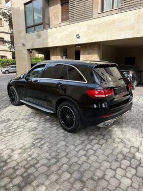 MERCEDES GLC 300 4MATIC 2017 BLACK ON BLACK