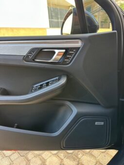 PORSCHE MACAN S 2017 DARK GRAY ON BLACK full