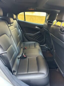 MERCEDES GLA 250 AMG-LINE 4MATIC 2017 SILVER ON BLACK full