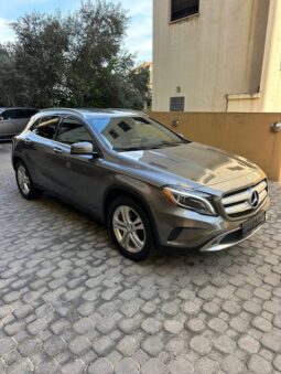 MERCEDES GLA 250 4MATIC 2017 GRAY ON BLACK full