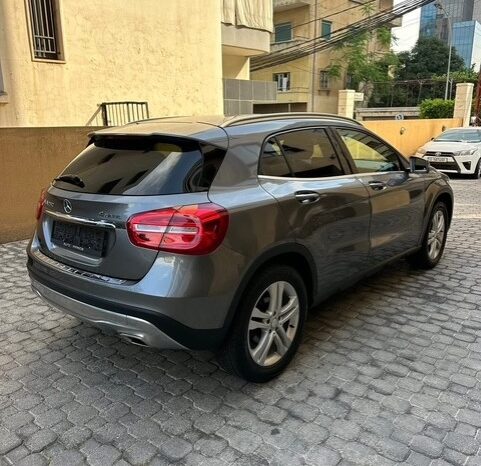 MERCEDES GLA 250 4MATIC 2017 GRAY ON BLACK full