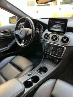 MERCEDES GLA 250 4MATIC 2017 GRAY ON BLACK full