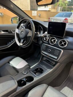 MERCEDES GLA250 4MATIC 2018 BLACK ON BLACK full