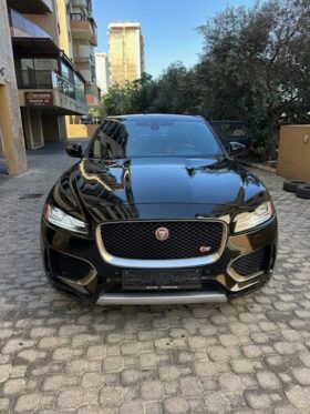 JAGUAR F-PACE S 2017 BLACK ON BLACK