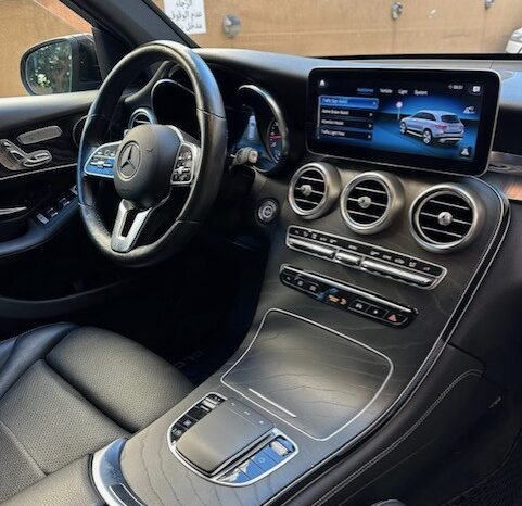 MERCEDES GLC 300 AMG-LINE NP 4MATIC 2020 BLACK ON BLACK full