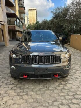 JEEP GRAND CHEROKEE TRAIL HAWK TRAIL RATED 2017 GRAY ON BLACK