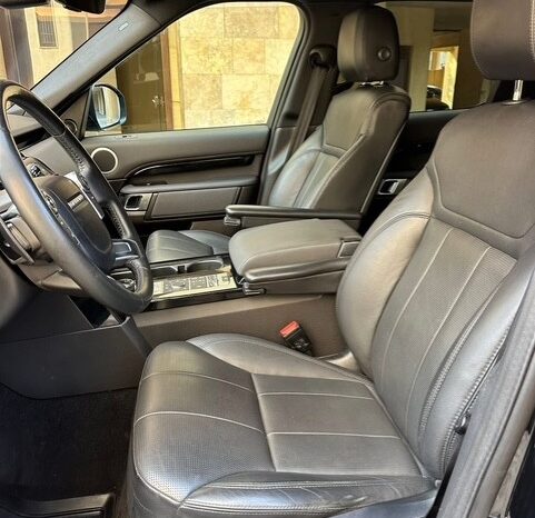 LAND ROVER DISCOVERY V6 2017 BLACK ON BLACK full