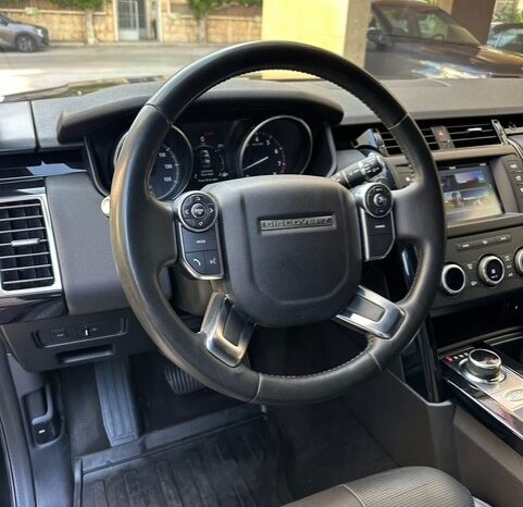 LAND ROVER DISCOVERY V6 2017 BLACK ON BLACK full
