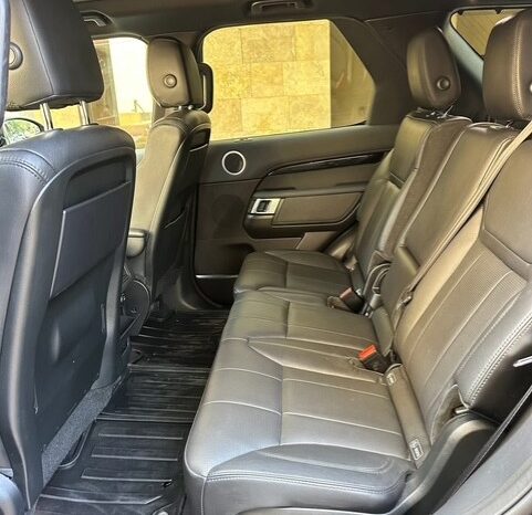 LAND ROVER DISCOVERY V6 2017 BLACK ON BLACK full