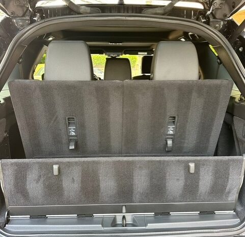 LAND ROVER DISCOVERY V6 2017 BLACK ON BLACK full
