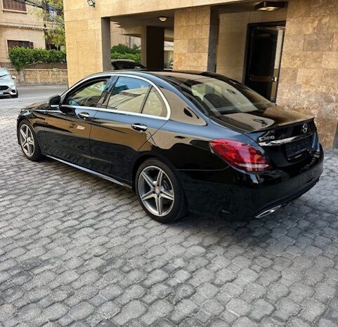 MERCEDES C300 AMG-LINE 4MATIC 2017 BLACK ON BLACK full