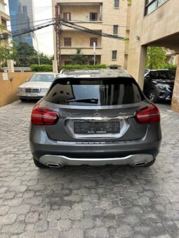 MERCEDES GLA 250 4MATIC 2018 GRAY ON BLACK full